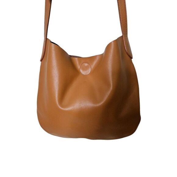 Co Lab light brown leather large crossbody bag. - Picture 2 of 6